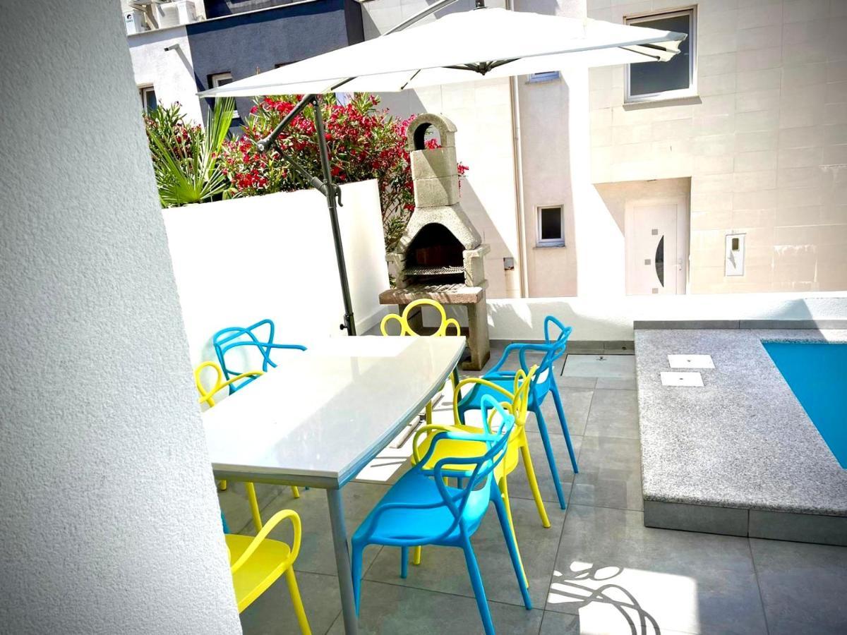 Villa Tina Novalja Bagian luar foto